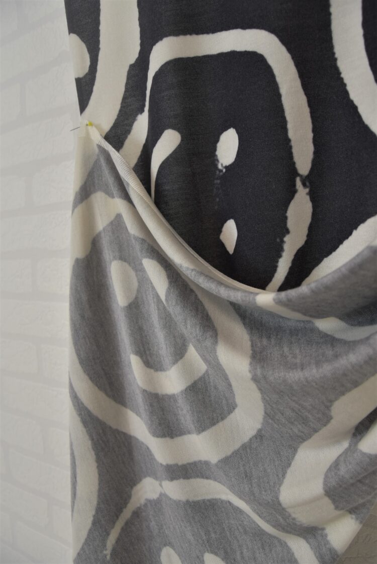 Sciarpa BLACK&WHITE in cashmere-seta